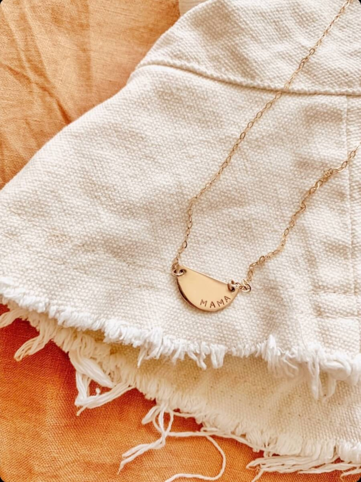 Luna - Half Moon | Half Circle Necklace