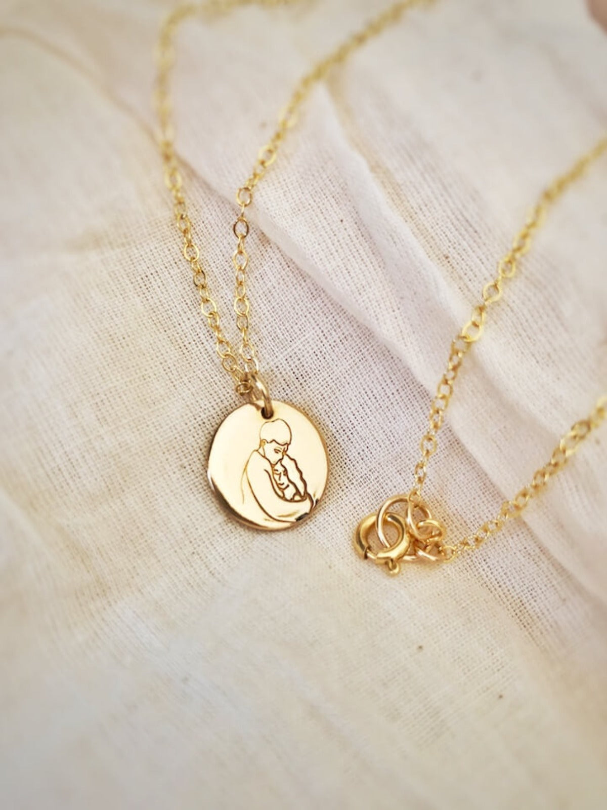 Embrace - Petite Disc Necklace